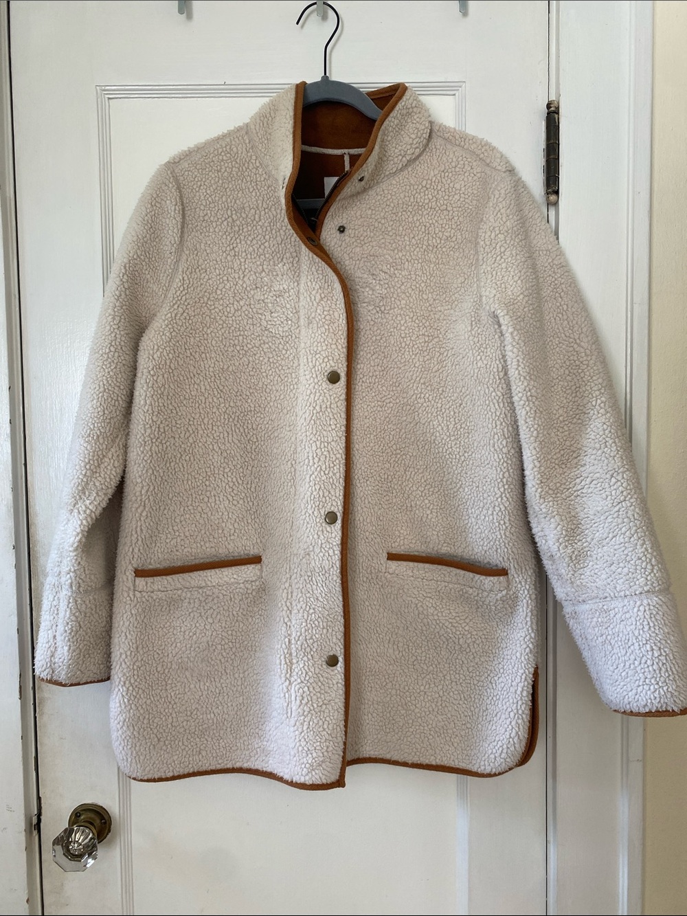Old Navy Cream Sherpa Jacket with Tan Trim - Women's Fleece Coat